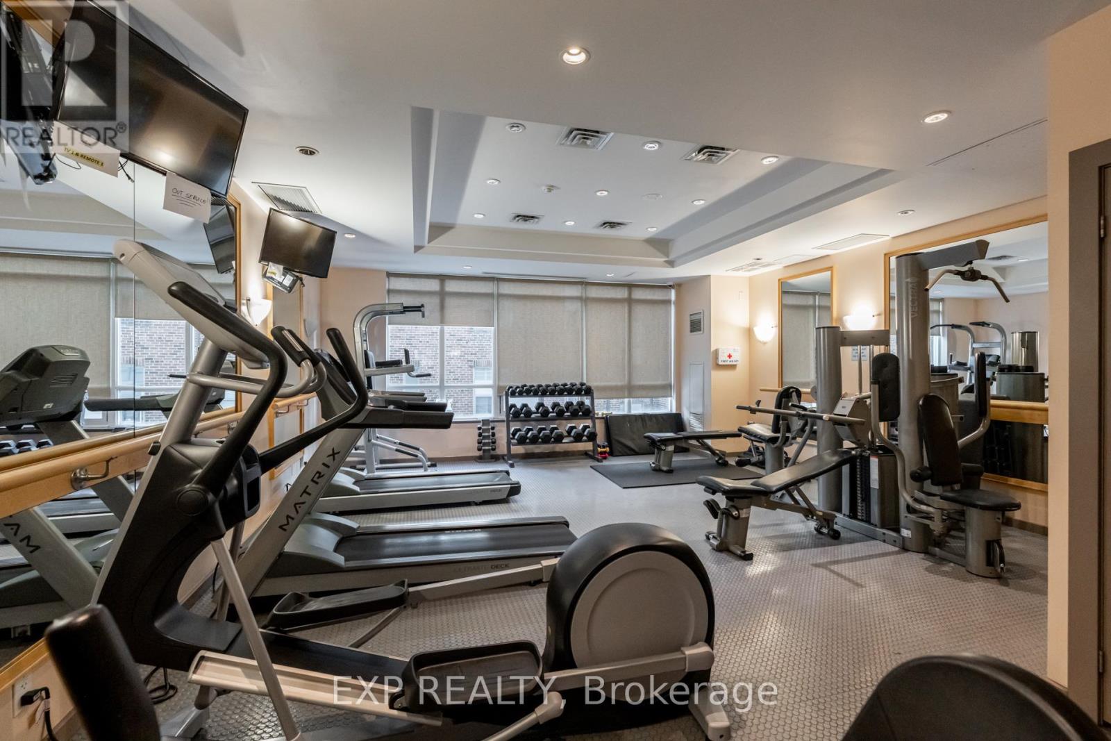 808 - 212 Eglinton Avenue E, Toronto (Mount Pleasant West), Ontario  M4P 1K2 - Photo 15 - C12662502