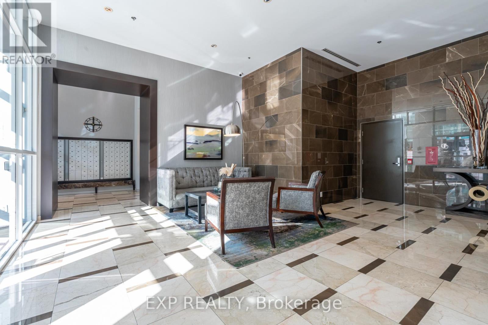 808 - 212 Eglinton Avenue E, Toronto (Mount Pleasant West), Ontario  M4P 1K2 - Photo 16 - C12662502