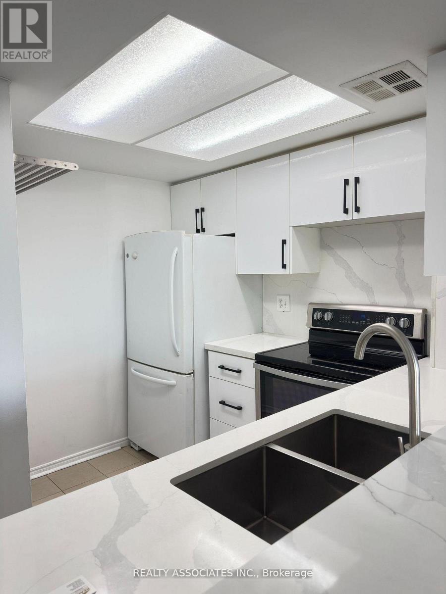 734 - 3 Greystone Walk Drive, Toronto, Ontario  M1K 5J4 - Photo 7 - E12662306