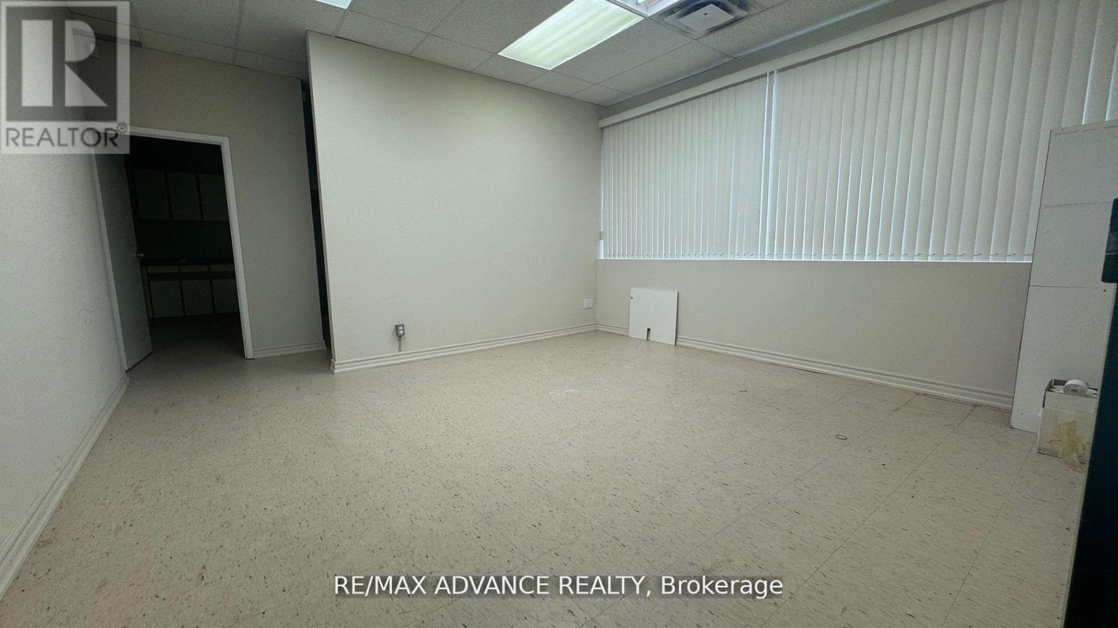 Unit 6 - 4245 Sheppard Avenue E, Toronto (Agincourt South-Malvern West), Ontario  M1S 1T6 - Photo 2 - E12662312