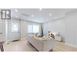 9 LESMOUNT AVENUE, Toronto, Ontario