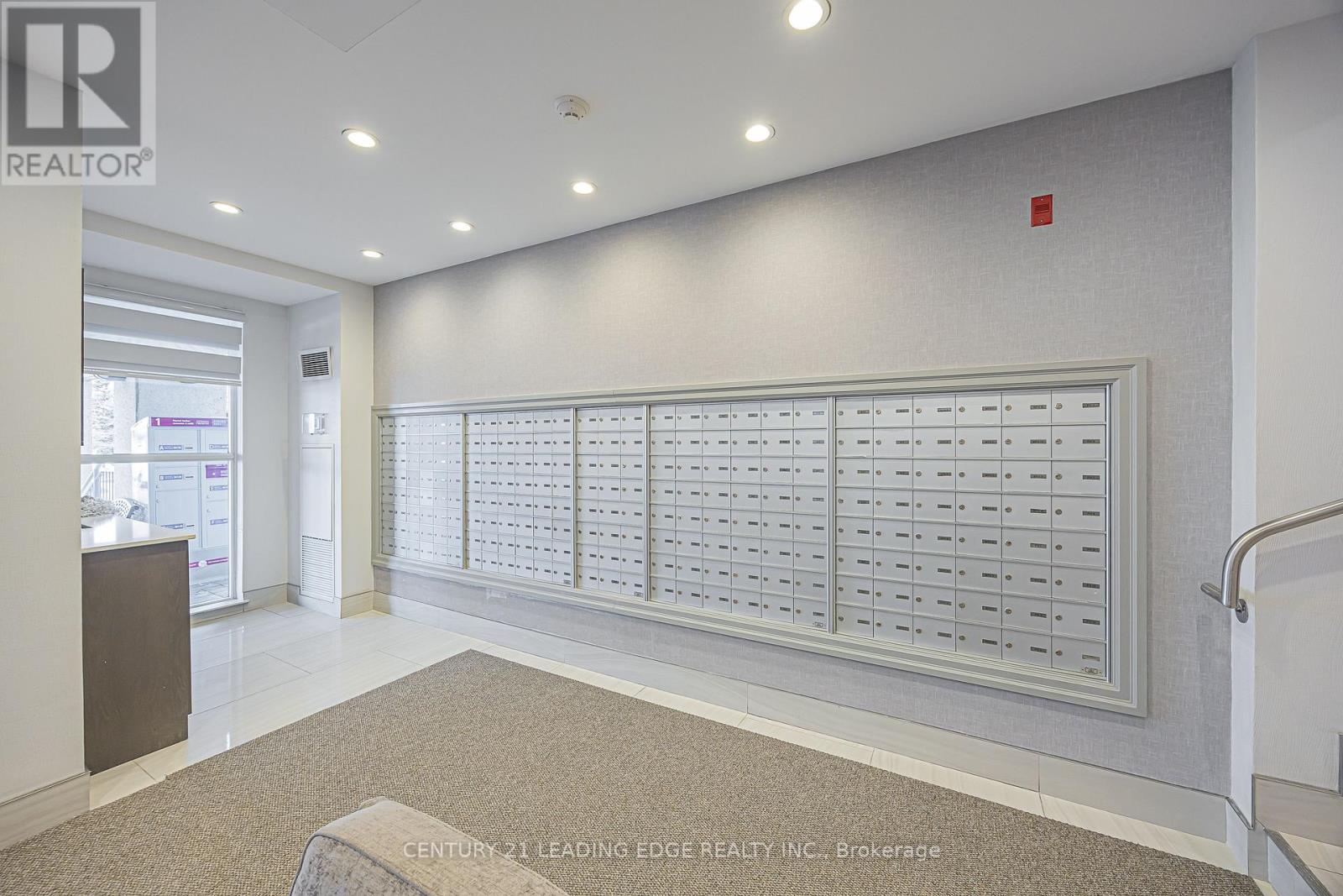 318 - 340 Watson Street W, Whitby, Ontario  L1N 9G1 - Photo 4 - E12662504