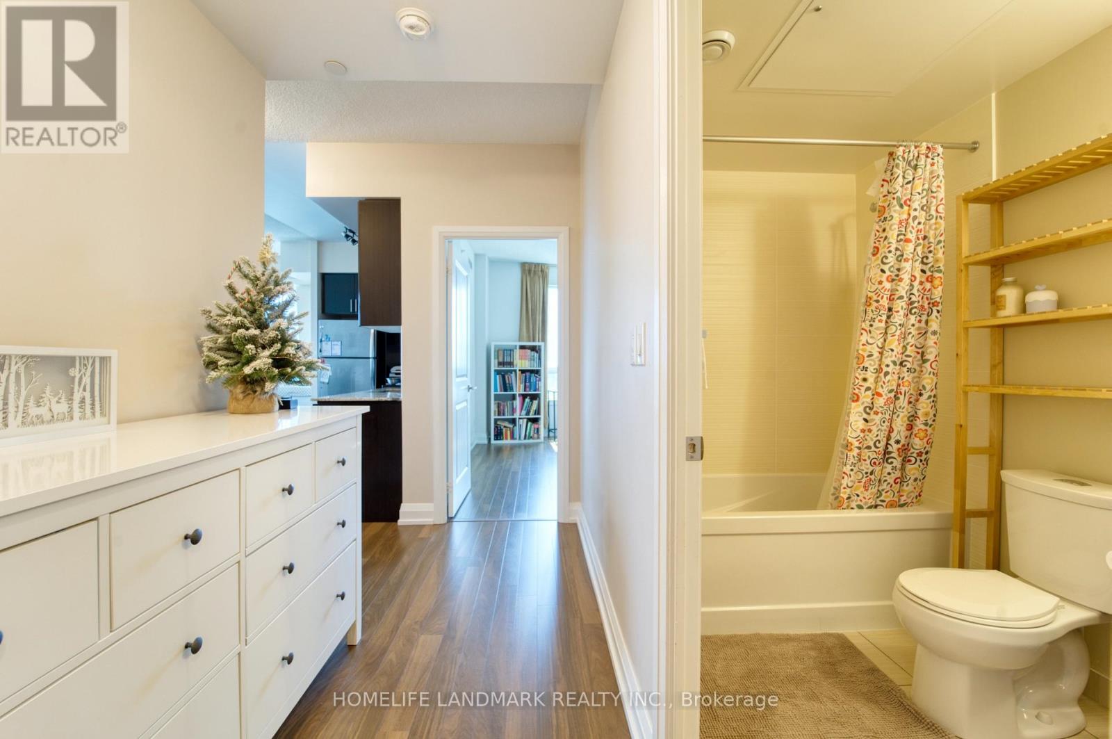 1201 - 7171 Yonge Street, Markham, Ontario  L3T 0C5 - Photo 6 - N12662410