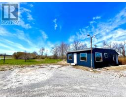 11 MELVILLE ROAD, Prince Edward County, Ontario