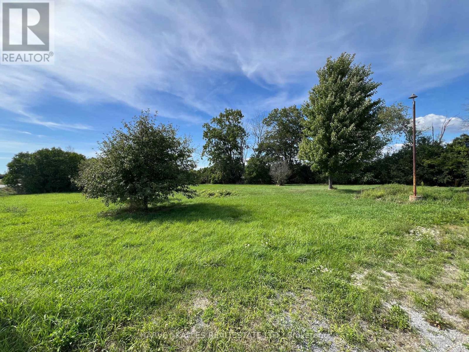 11 Melville Road, Prince Edward County, Ontario  K0K 1T0 - Photo 18 - X12373016