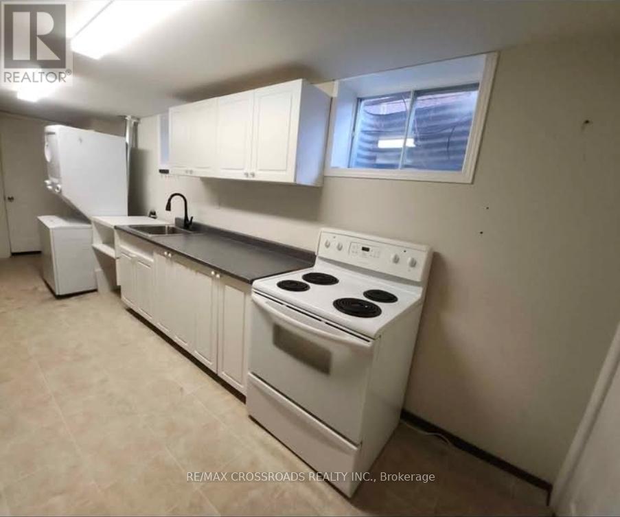 304 Orsi Avenue, Bradford West Gwillimbury, Ontario  L3Z 1B7 - Photo 16 - N12661816