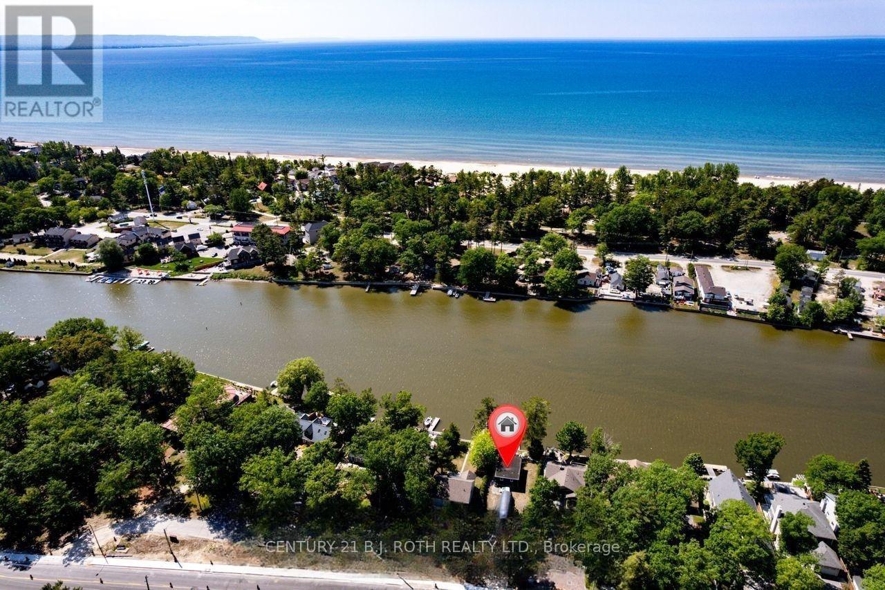 1250 River Road W, Wasaga Beach, Ontario  L9Z 2W6 - Photo 8 - S12662332