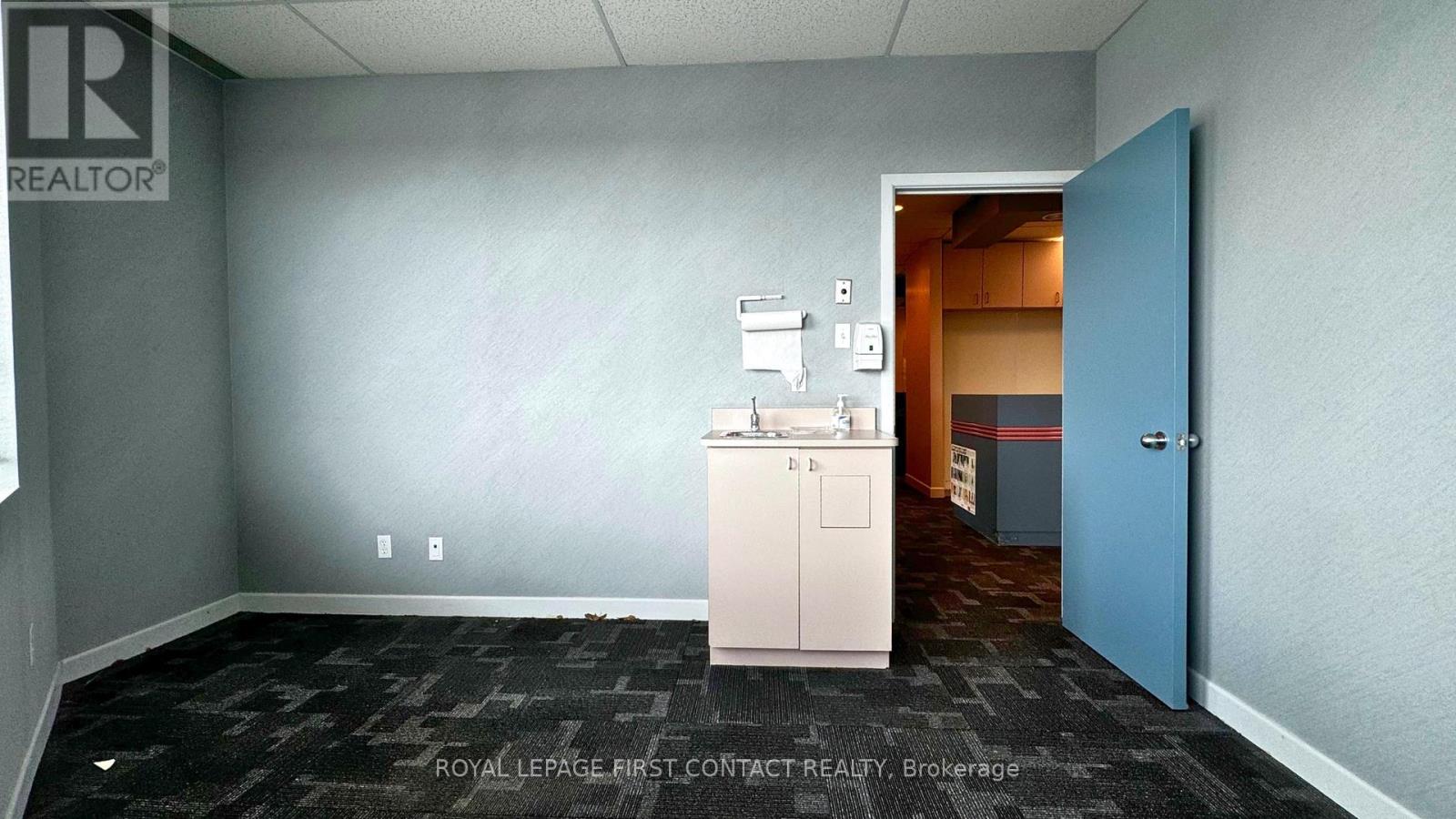 203 - 190 Cundles Road E, Barrie (Little Lake), Ontario  L4M 4S5 - Photo 10 - S12662498