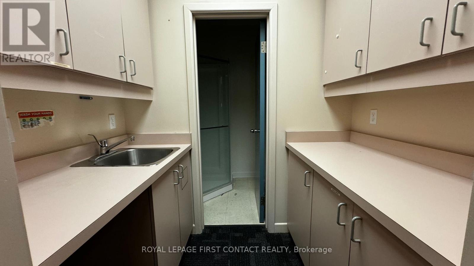 203 - 190 Cundles Road E, Barrie (Little Lake), Ontario  L4M 4S5 - Photo 15 - S12662498