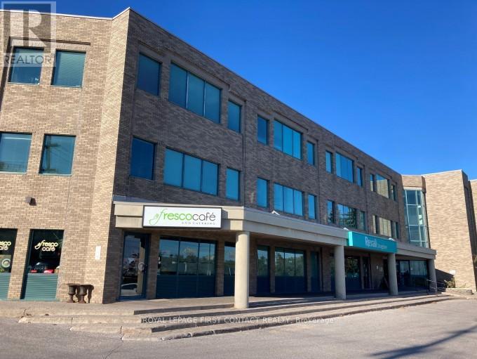 203 - 190 Cundles Road E, Barrie (Little Lake), Ontario  L4M 4S5 - Photo 2 - S12662498