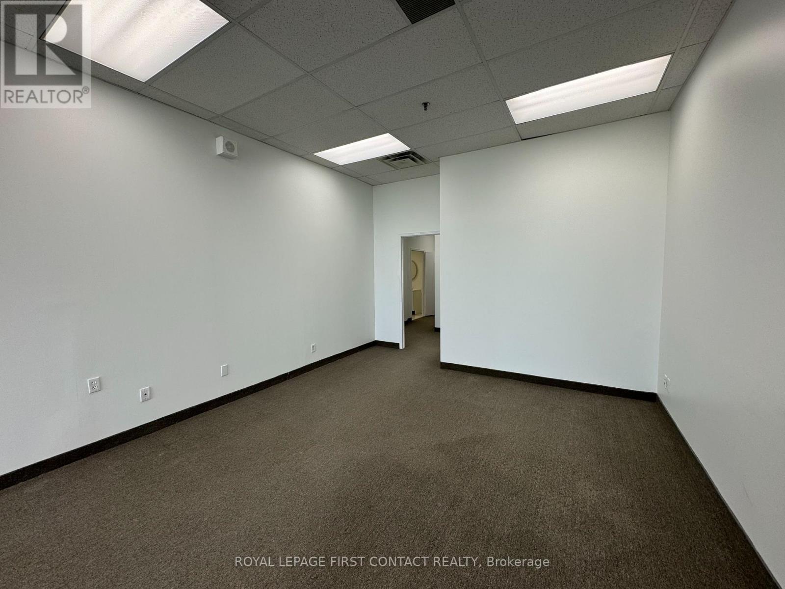 201 - 140 Dunlop Street E, Barrie (City Centre), Ontario  L4M 6H1 - Photo 8 - S12662514