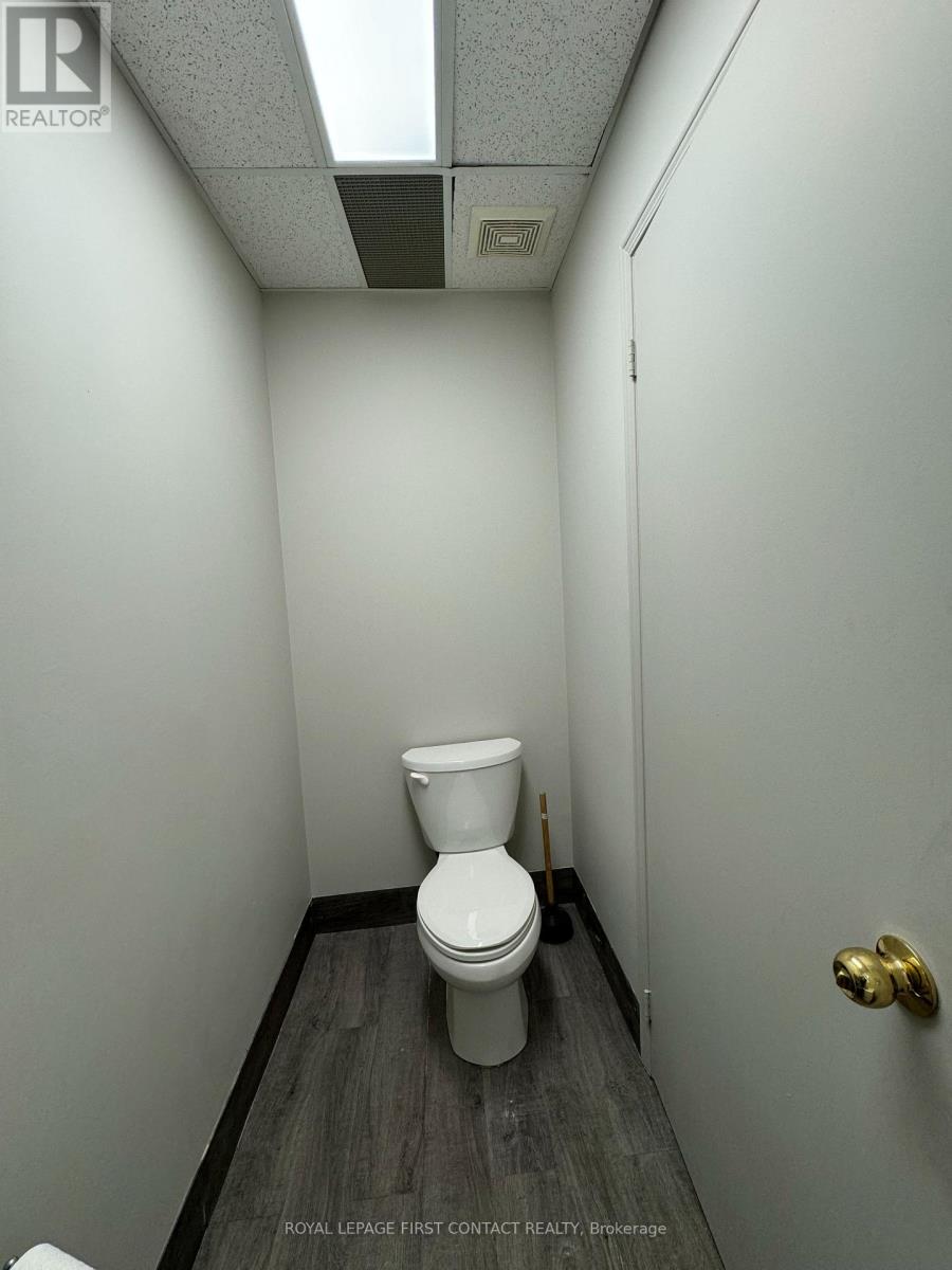 202 - 140 Dunlop Street E, Barrie (City Centre), Ontario  L4M 6H1 - Photo 15 - S12662536