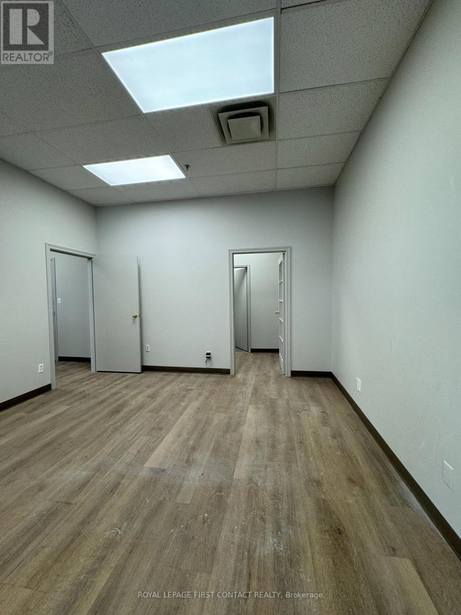 202 - 140 Dunlop Street E, Barrie (City Centre), Ontario  L4M 6H1 - Photo 19 - S12662536