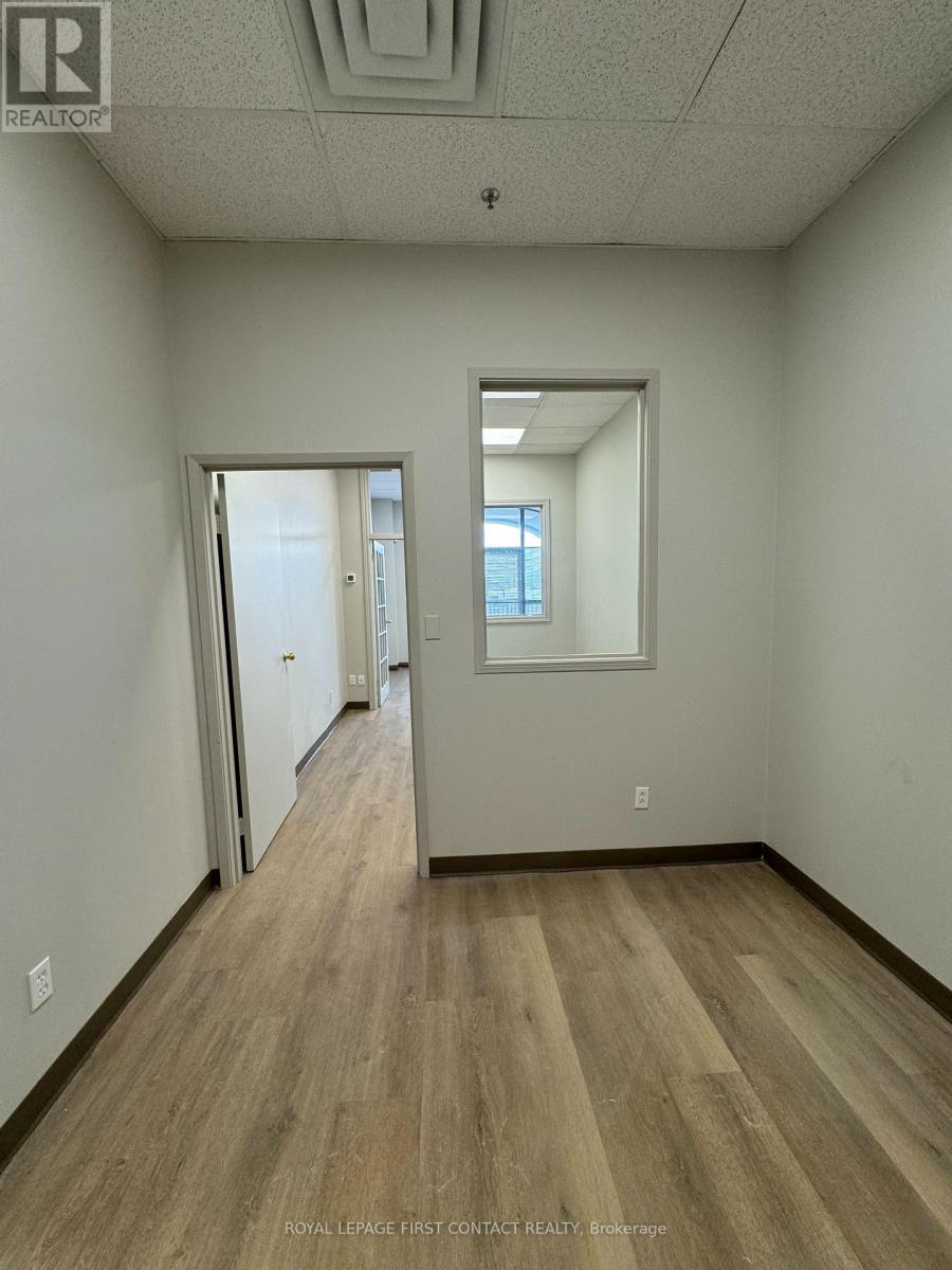 202 - 140 Dunlop Street E, Barrie (City Centre), Ontario  L4M 6H1 - Photo 9 - S12662536