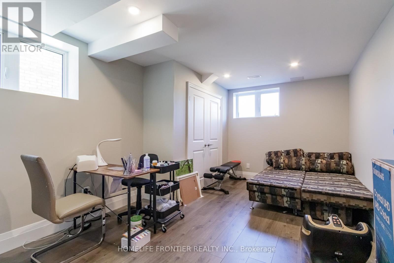 244 Ramblewood Drive, Wasaga Beach, Ontario  L9Z 0L5 - Photo 44 - S12662546