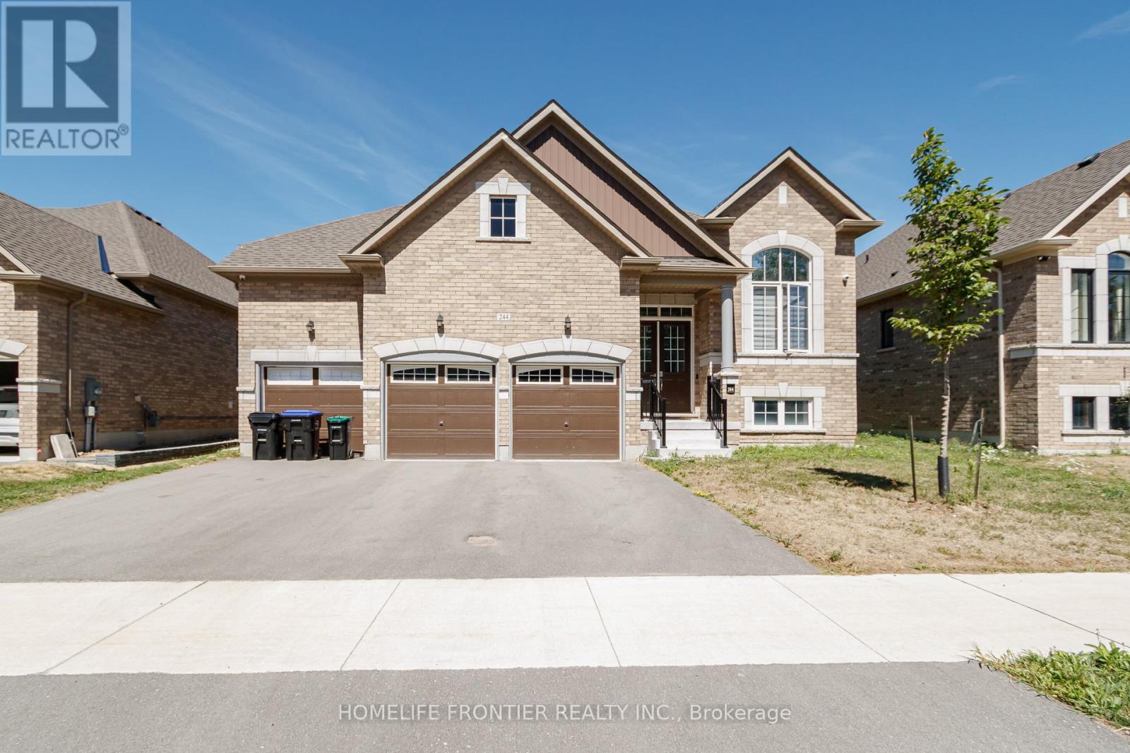 244 Ramblewood Drive, Wasaga Beach, Ontario  L9Z 0L5 - Photo 5 - S12662546