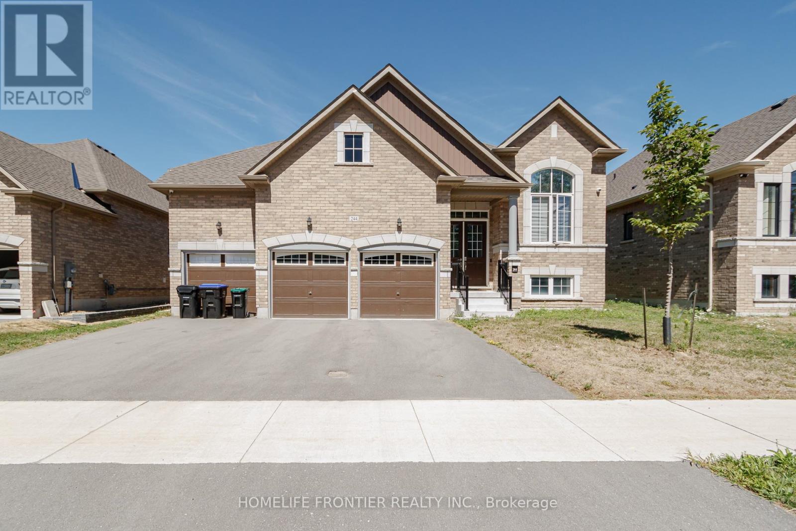 244 Ramblewood Drive, Wasaga Beach, Ontario  L9Z 0L5 - Photo 6 - S12662546