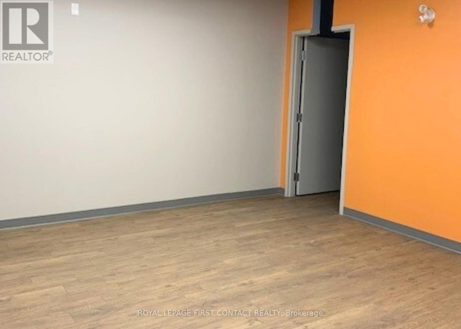 103 - 11 Lakeside Terrace, Barrie, Ontario  L4M 0H9 - Photo 6 - S12662568