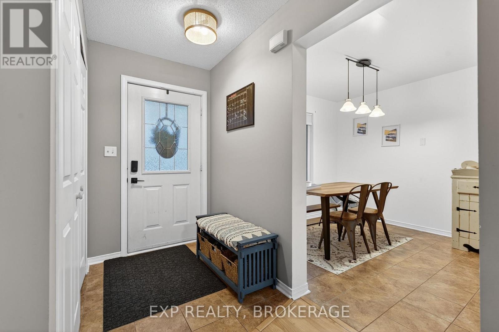 14 Clifford Street, Loyalist, Ontario  K7N 1Y6 - Photo 2 - X12661588