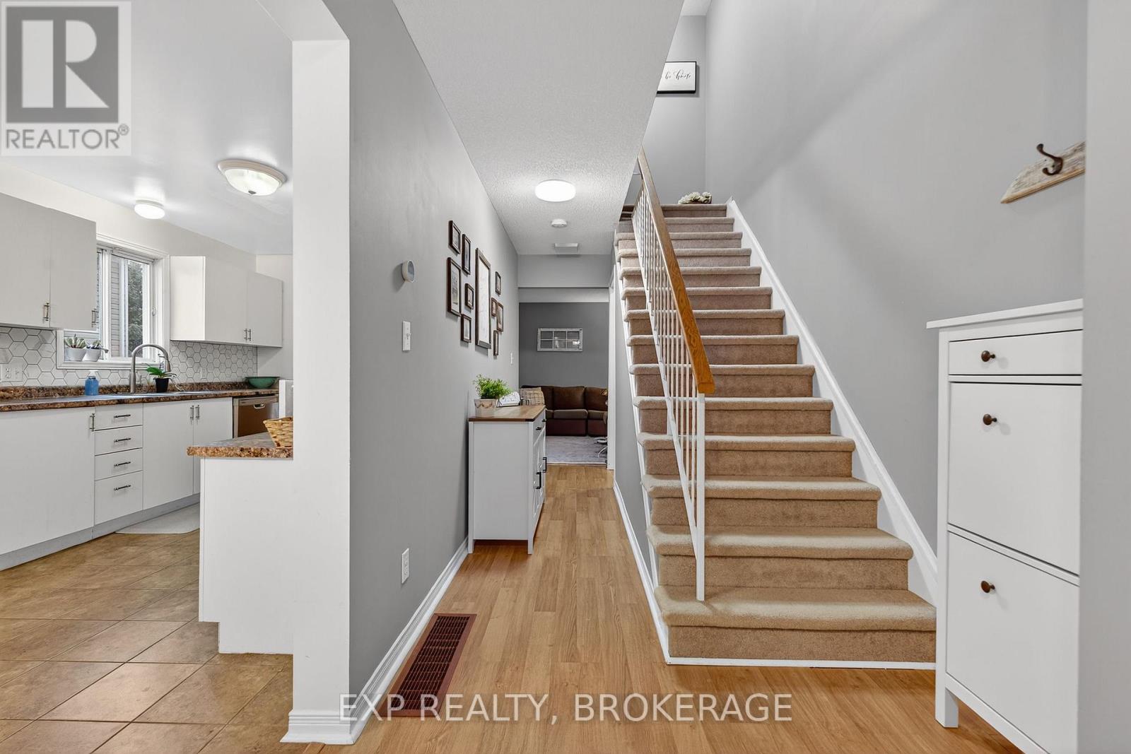 14 Clifford Street, Loyalist, Ontario  K7N 1Y6 - Photo 11 - X12661588