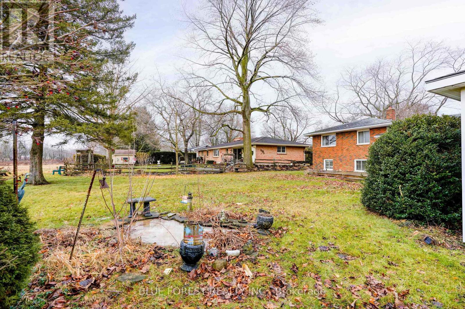 10915 Graham Road, West Elgin, Ontario  N0L 2P0 - Photo 40 - X12660936
