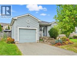 111 GRACEHILL Crescent, Freelton, Ontario