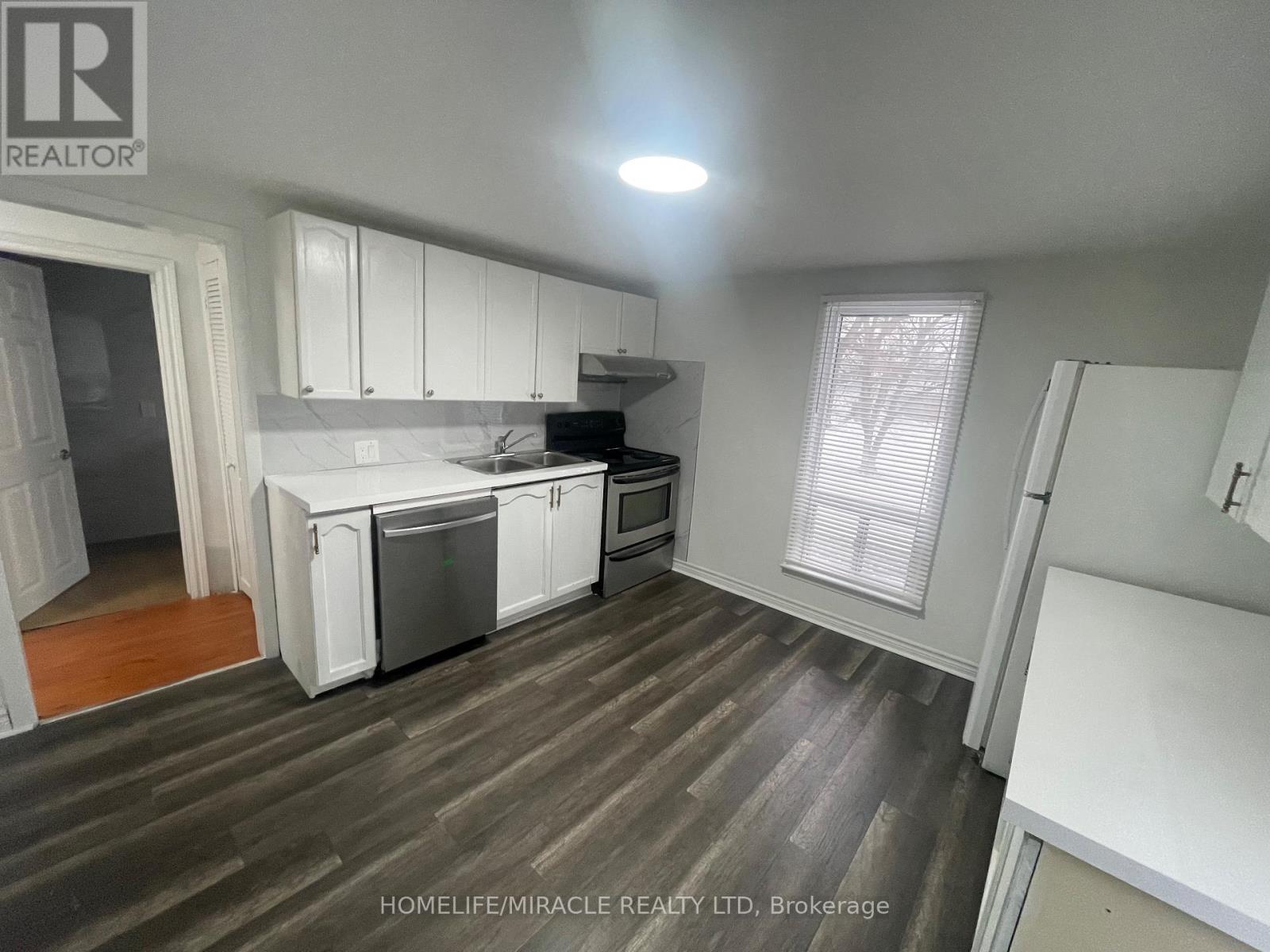 Upper Level - 707 Niagara Boulevard, Fort Erie, Ontario  L2A 3H2 - Photo 15 - X12661968