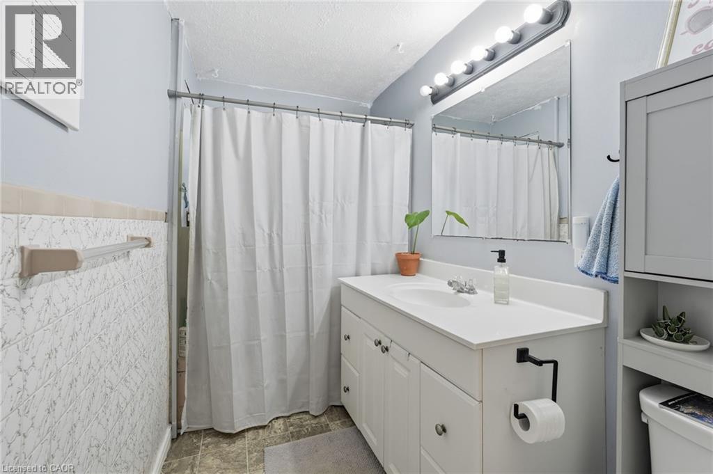 144 Catherine Street, Fort Erie, Ontario  L2A 2J2 - Photo 17 - 40795632