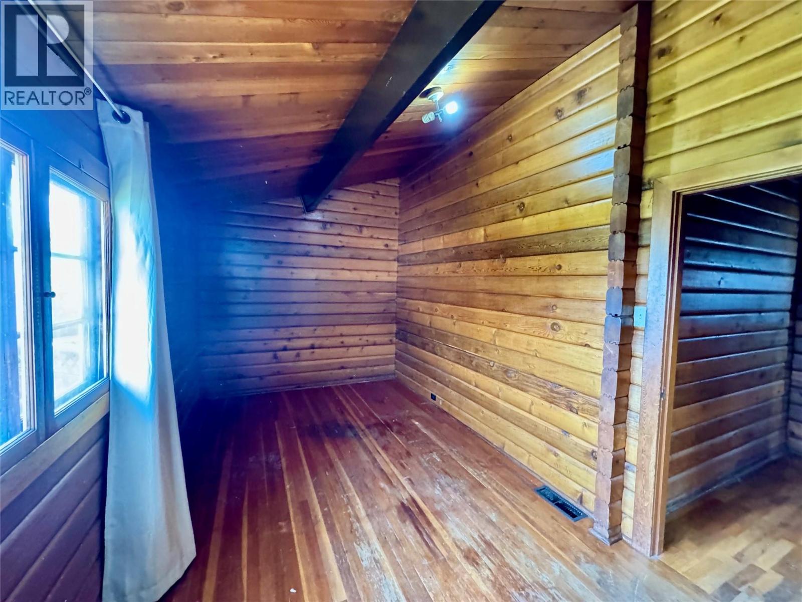 1813 108 Avenue, Dawson Creek, British Columbia  V1G 2T9 - Photo 11 - 10353294