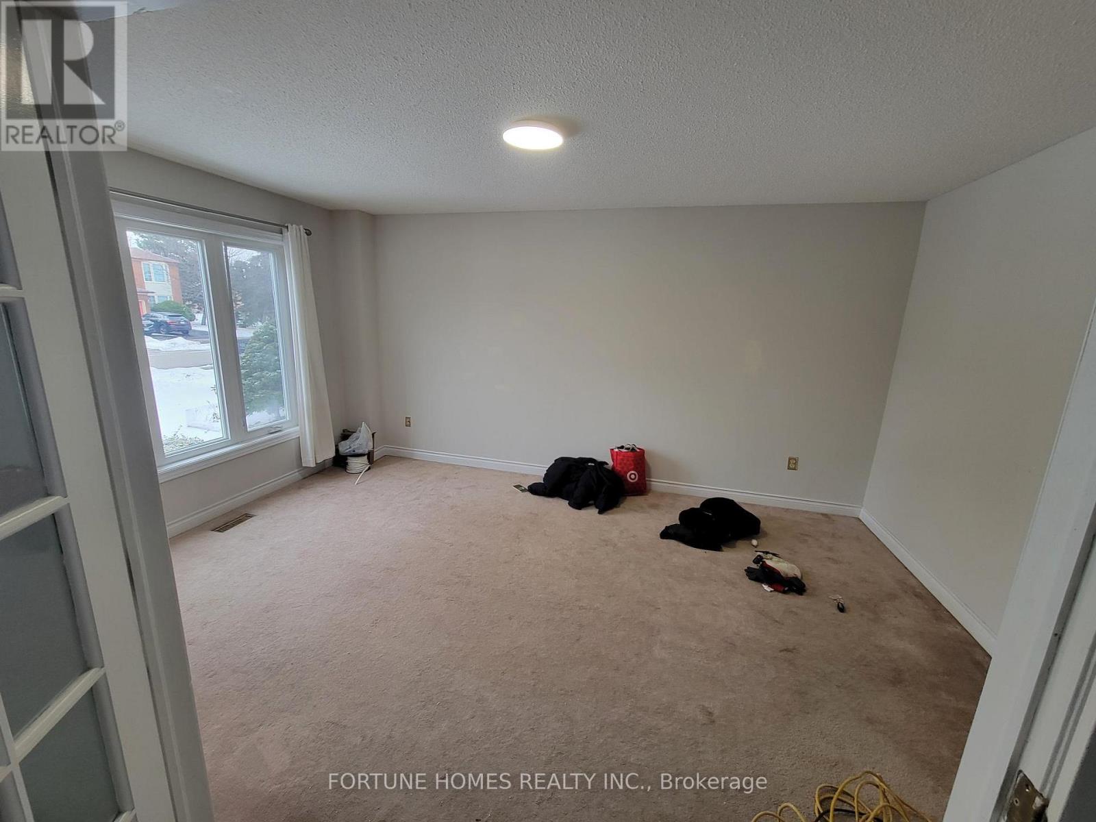 3704 Ketchum Court E, Mississauga, Ontario  L5L 4S4 - Photo 36 - W12662294