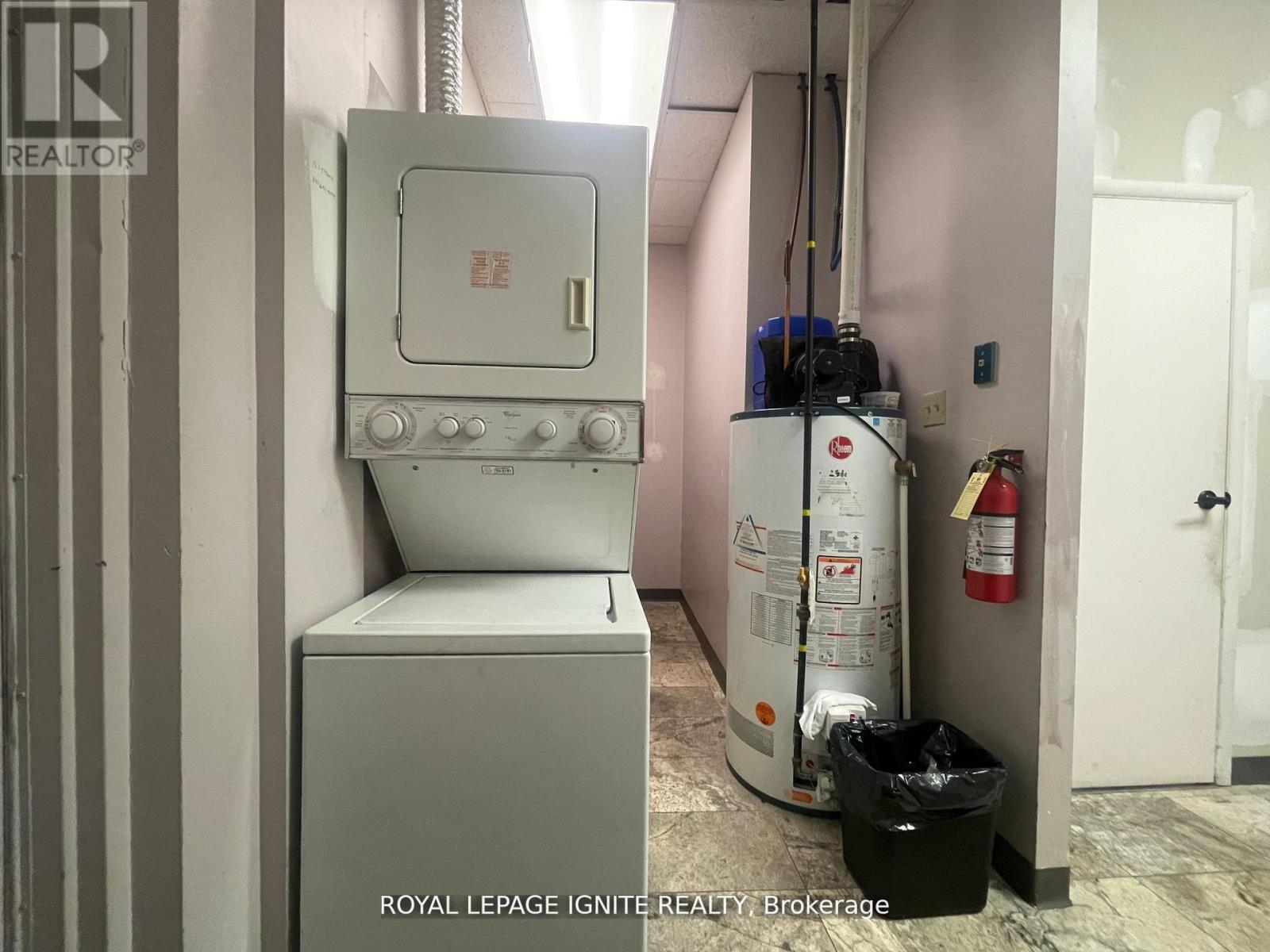 15 - 1395 Abbeywood Road, Oakville (Ga Glen Abbey), Ontario  L6M 3B2 - Photo 16 - W12662318