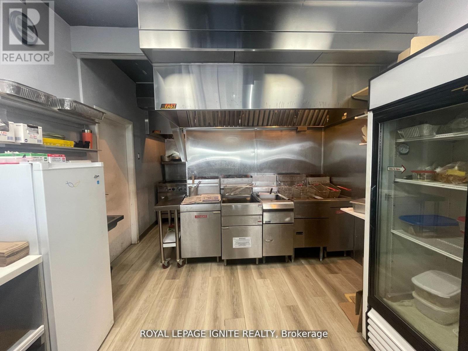 15 - 1395 Abbeywood Road, Oakville (Ga Glen Abbey), Ontario  L6M 3B2 - Photo 5 - W12662318