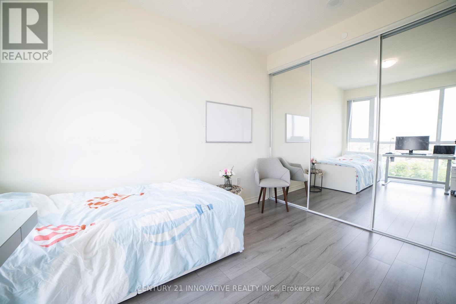 1803 - 349 Rathburn Road W, Mississauga, Ontario  L5B 0G9 - Photo 18 - W12662352