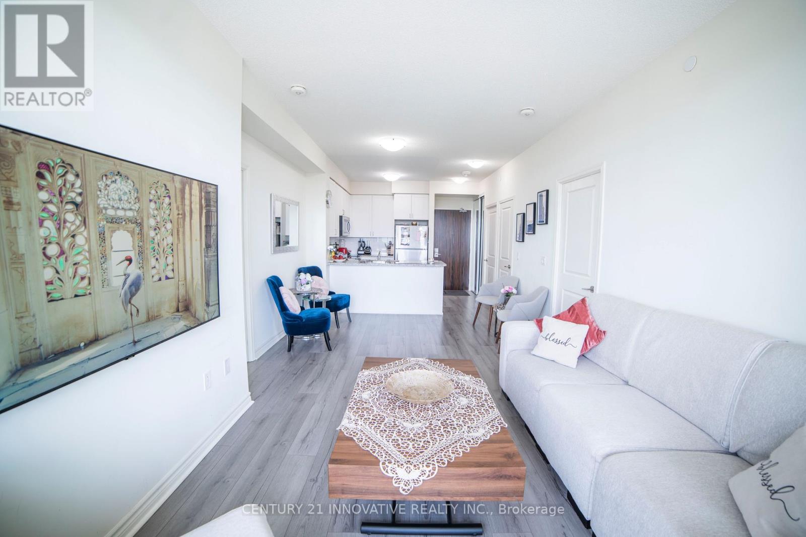 1803 - 349 Rathburn Road W, Mississauga, Ontario  L5B 0G9 - Photo 9 - W12662352