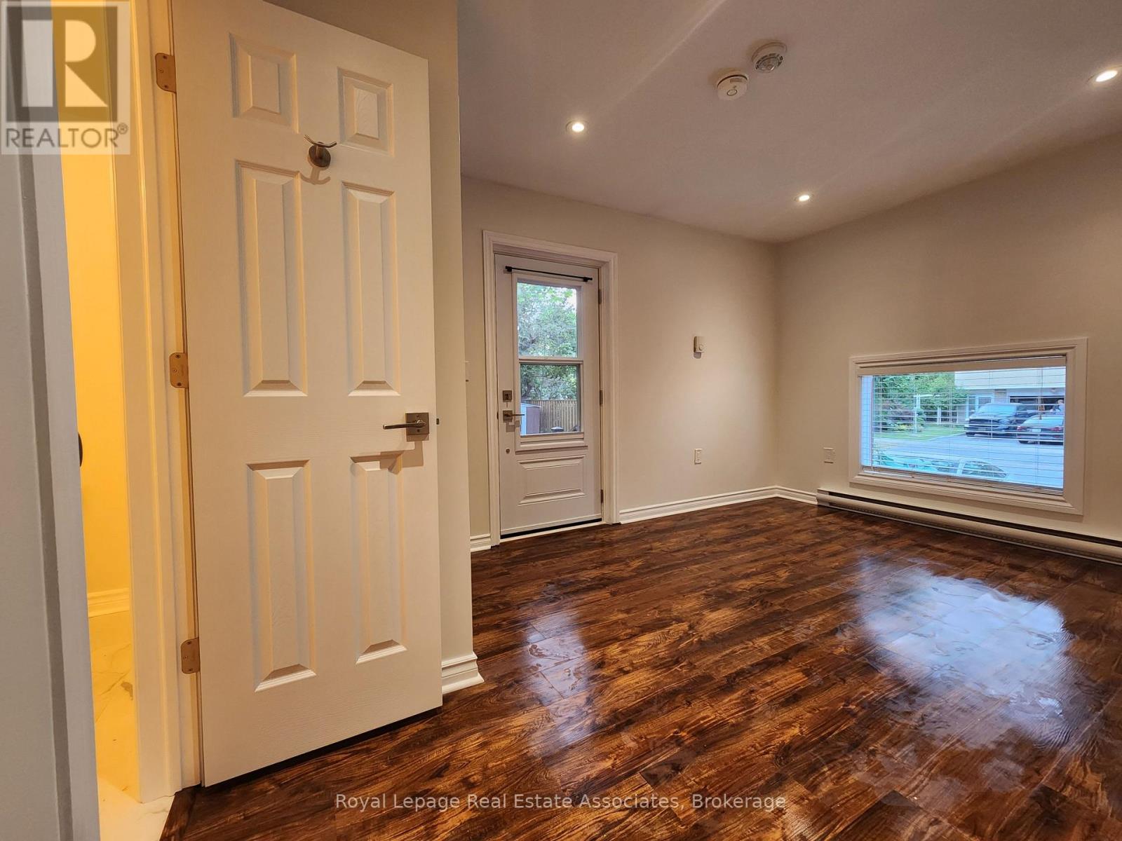 Upper - 2407 Mainroyal Street, Mississauga, Ontario  L5L 1E1 - Photo 24 - W12662396