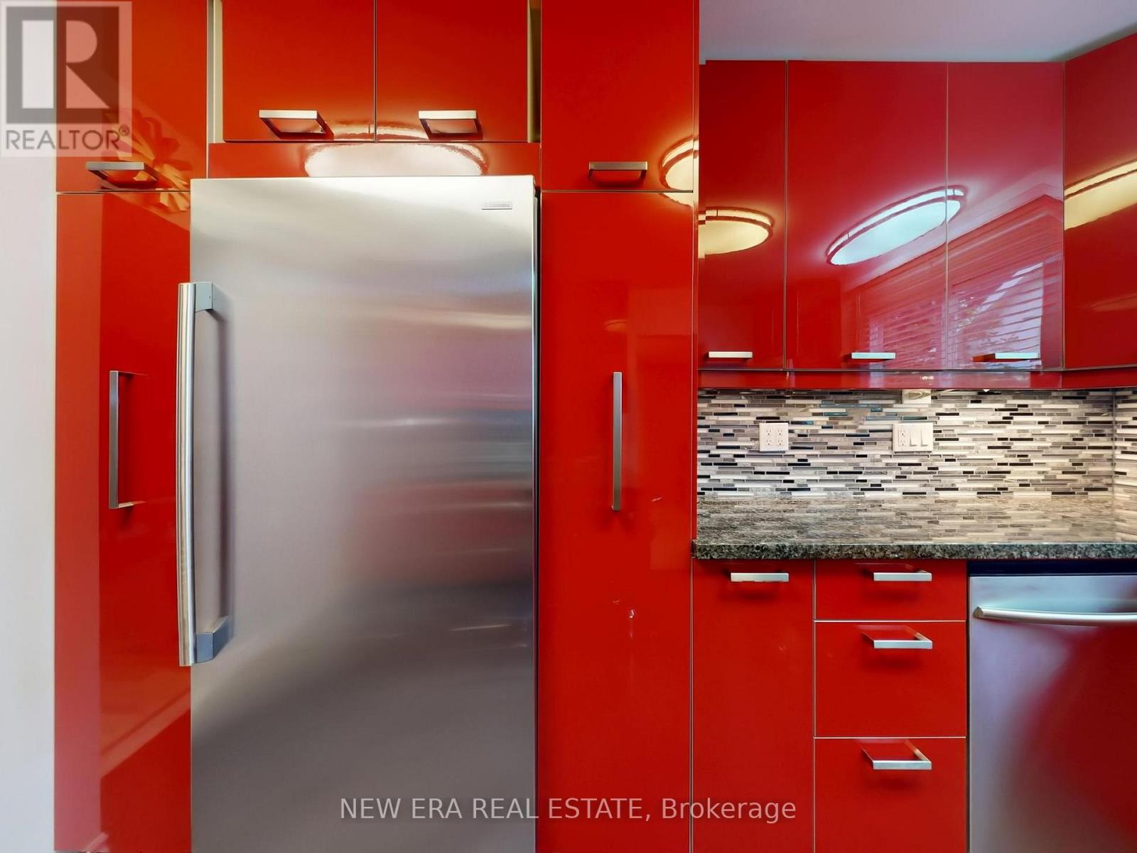 2669 Inlake Court, Mississauga, Ontario  L5N 2A6 - Photo 11 - W12662454