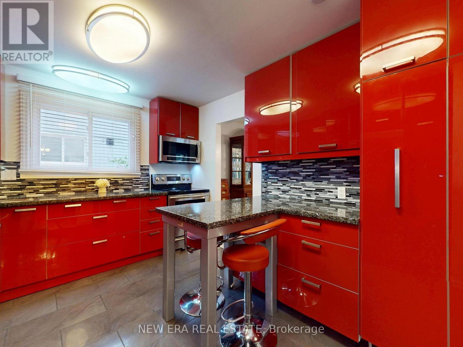 2669 Inlake Court, Mississauga, Ontario  L5N 2A6 - Photo 13 - W12662454