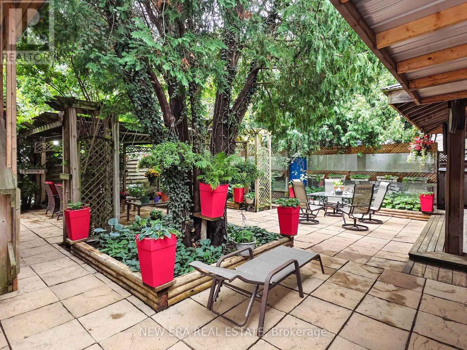 2669 Inlake Court, Mississauga, Ontario  L5N 2A6 - Photo 36 - W12662454