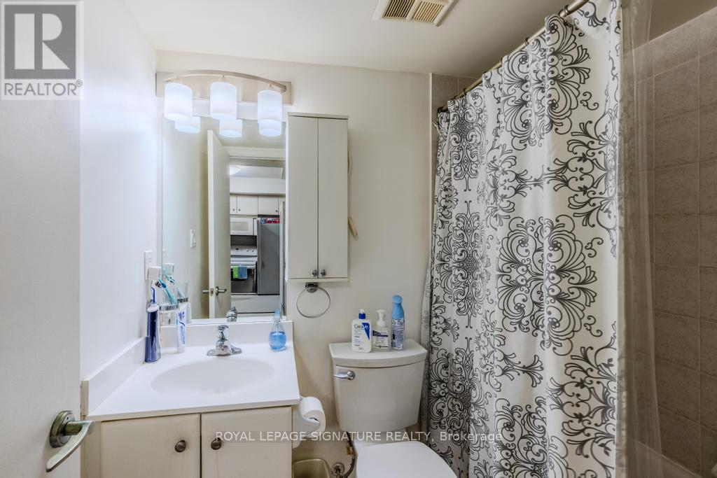 703 - 10 Laidlaw Street, Toronto, Ontario  M6K 1X2 - Photo 8 - W12662564