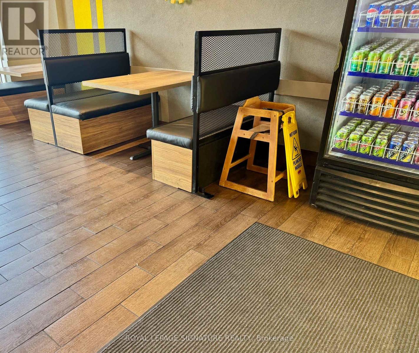 16 - 511 Maple Grove Drive, Oakville, Ontario  L6J 6X8 - Photo 3 - W12662572