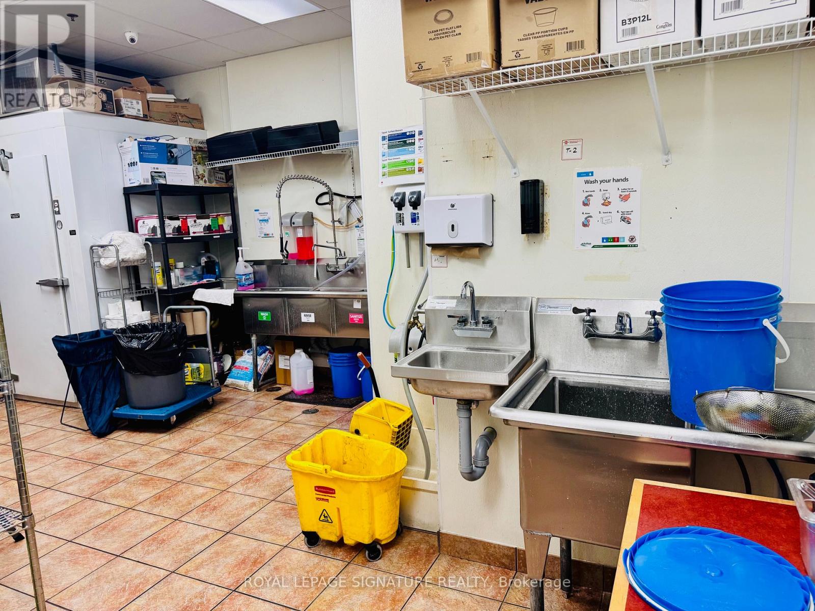 16 - 511 Maple Grove Drive, Oakville, Ontario  L6J 6X8 - Photo 6 - W12662572