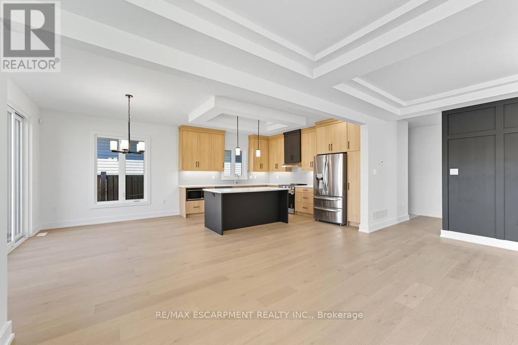 1313 Baseline Road, Hamilton, Ontario  L8E 5G1 - Photo 11 - X12662272