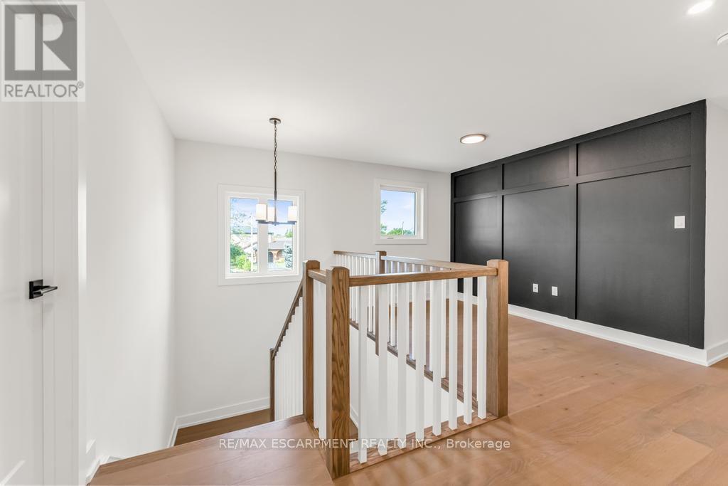 1313 Baseline Road, Hamilton, Ontario  L8E 5G1 - Photo 15 - X12662272