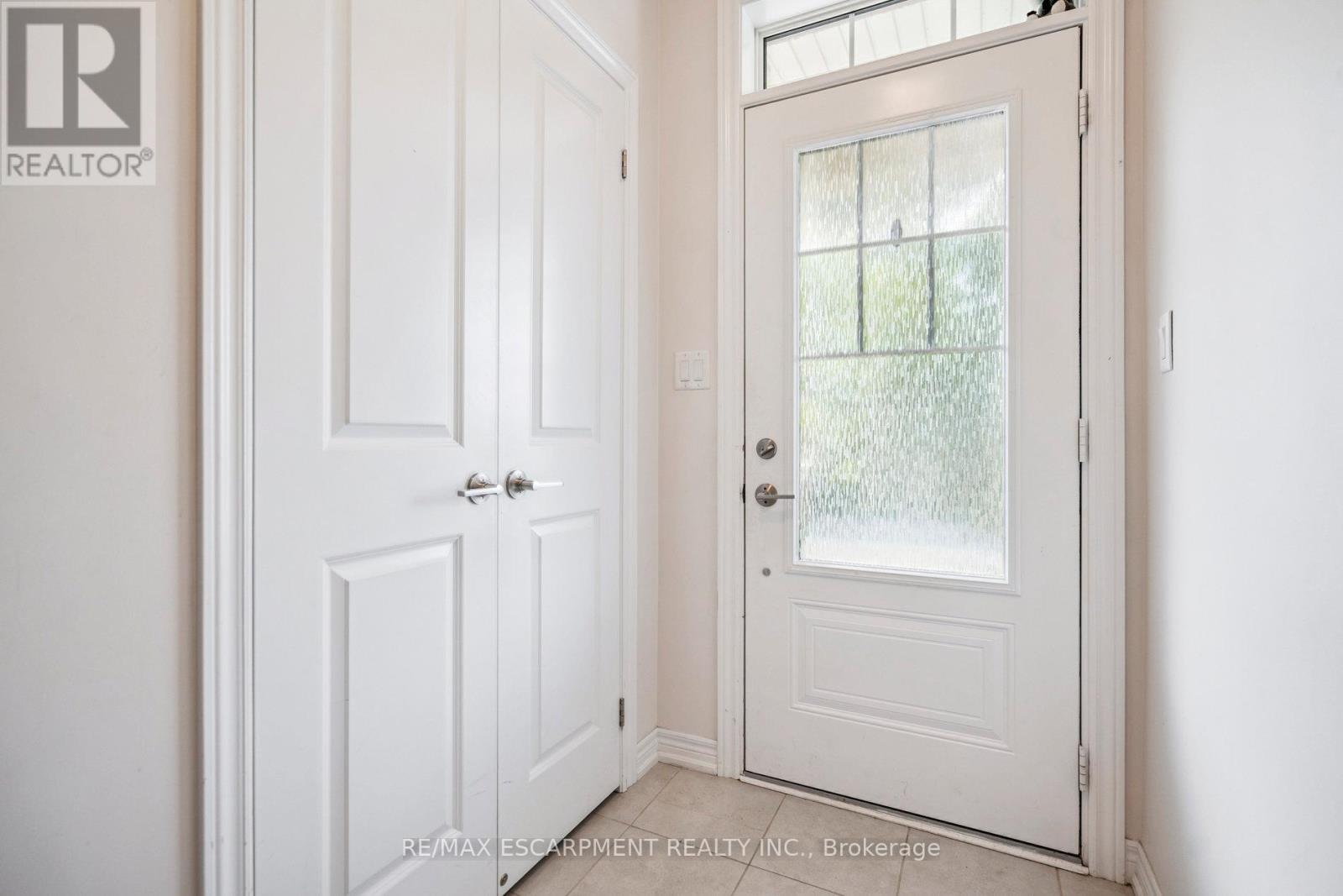 130 - 1890 Rymal Road E, Hamilton, Ontario  L0R 1P0 - Photo 2 - X12662286