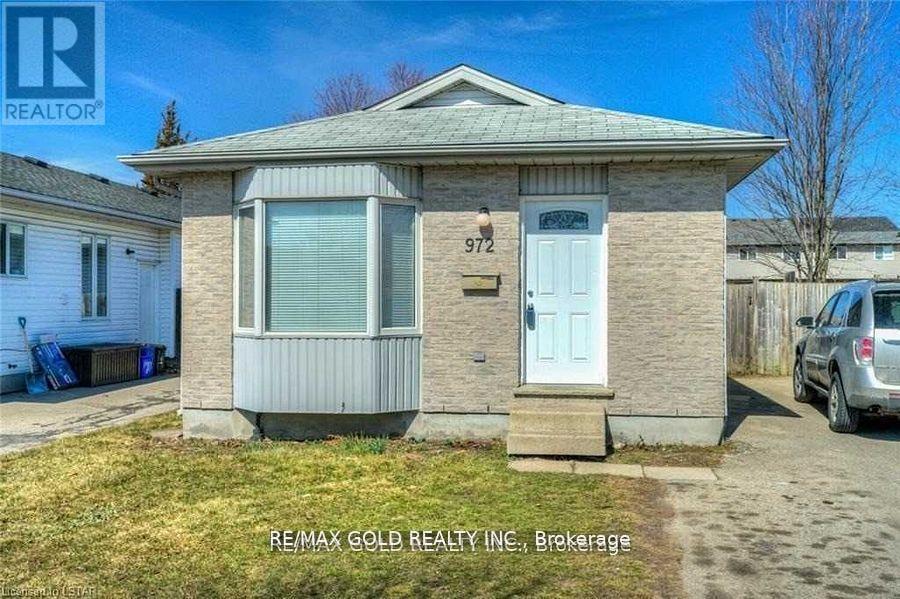 972 PROSPERITY COURT, London East, Ontario