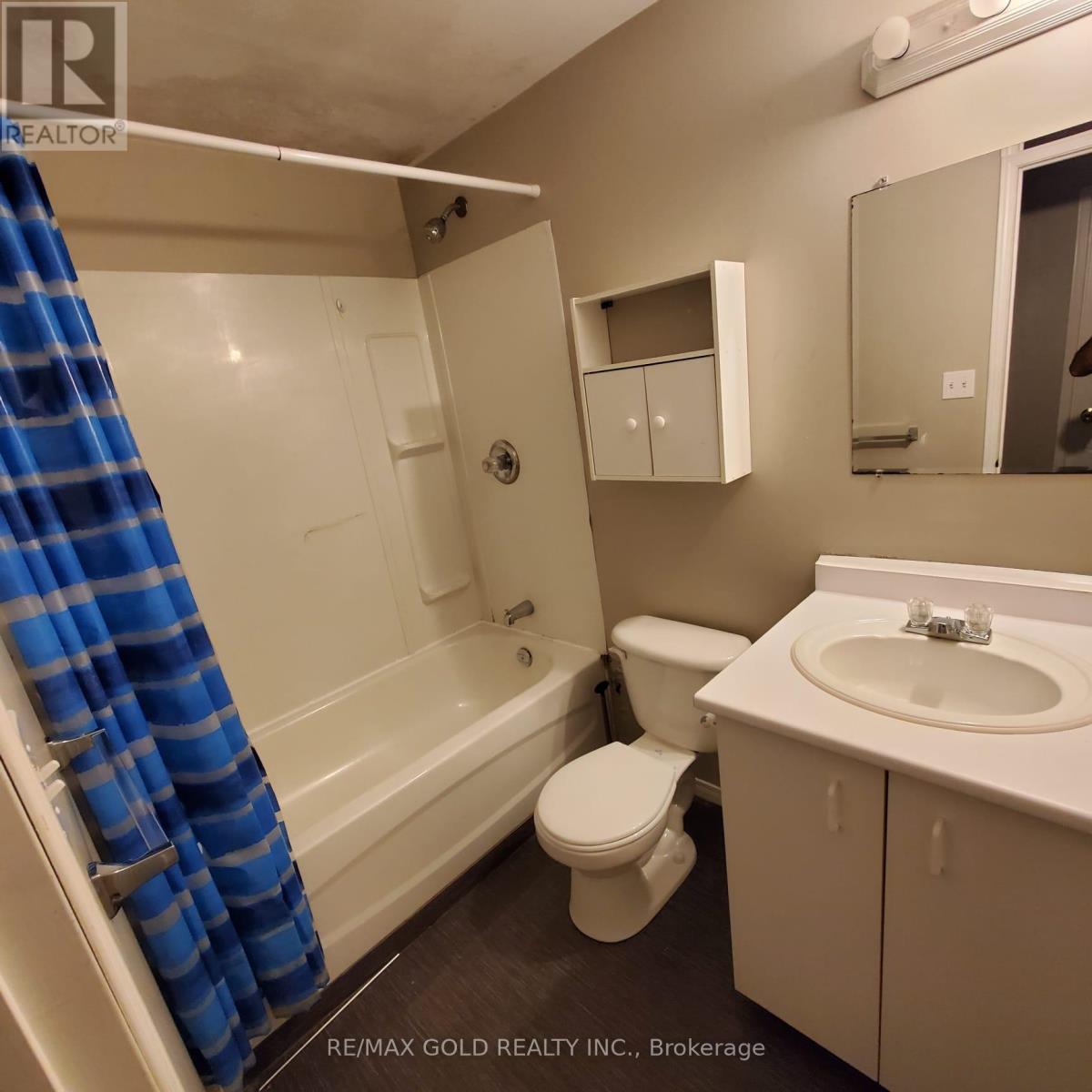 972 Prosperity Court, London East, Ontario  N5V 5C7 - Photo 12 - X12662336