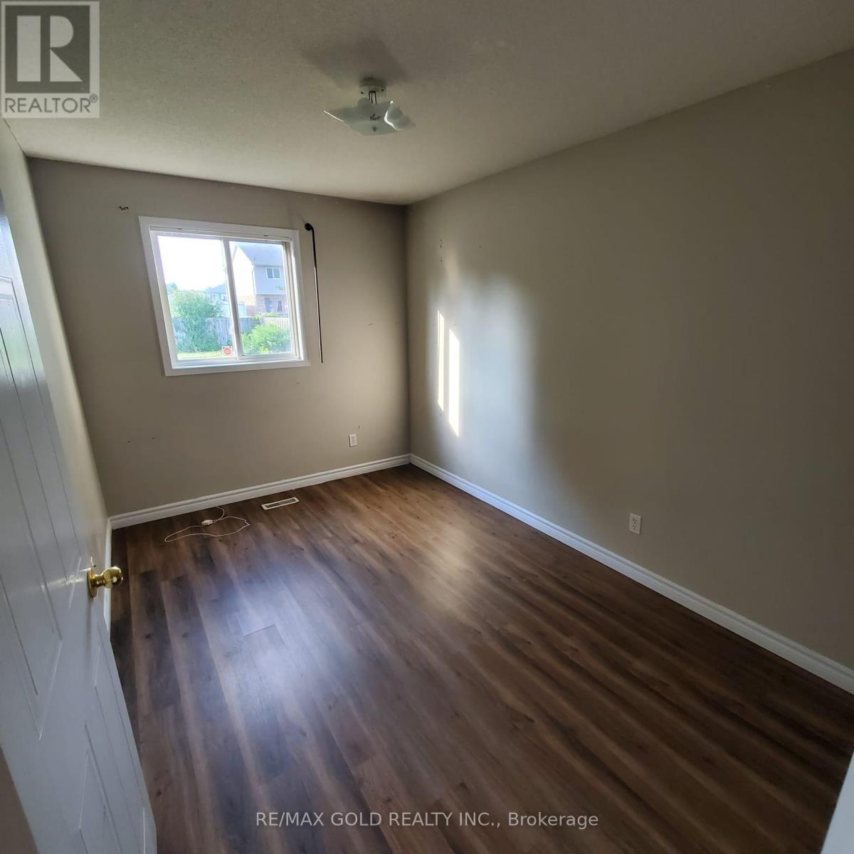 972 Prosperity Court, London East, Ontario  N5V 5C7 - Photo 6 - X12662336