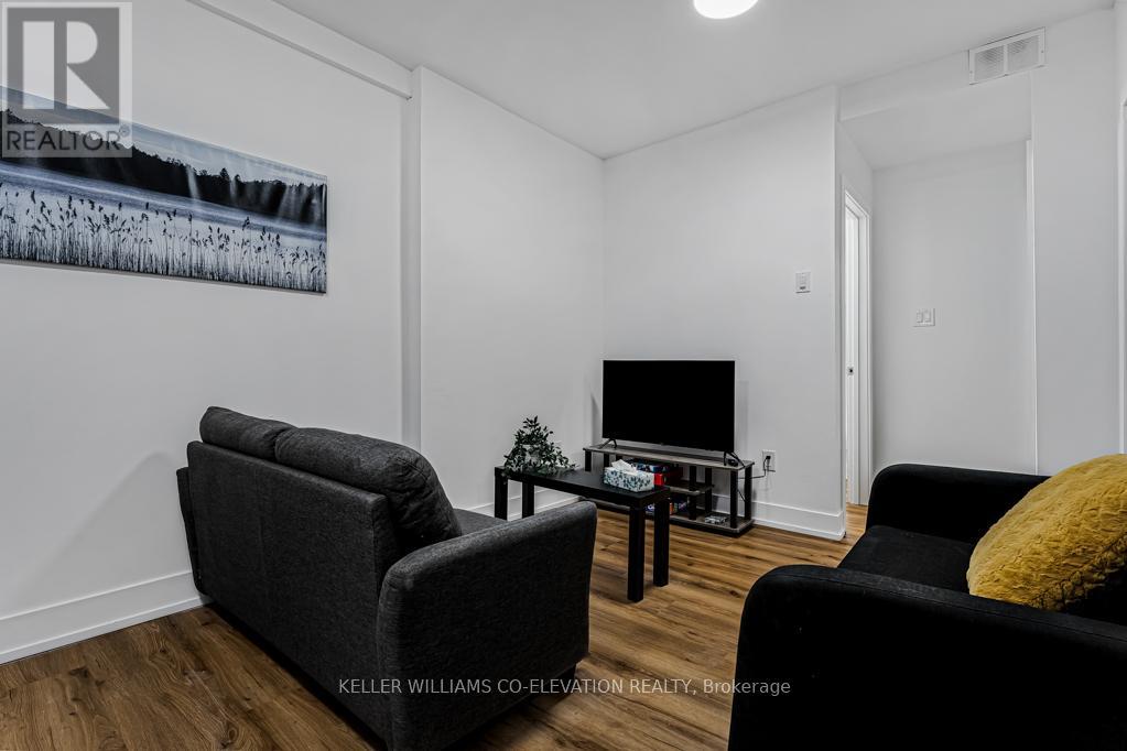 8 - 610 King Street E, Hamilton (Landsdale), Ontario  L8N 1E2 - Photo 3 - X12662376