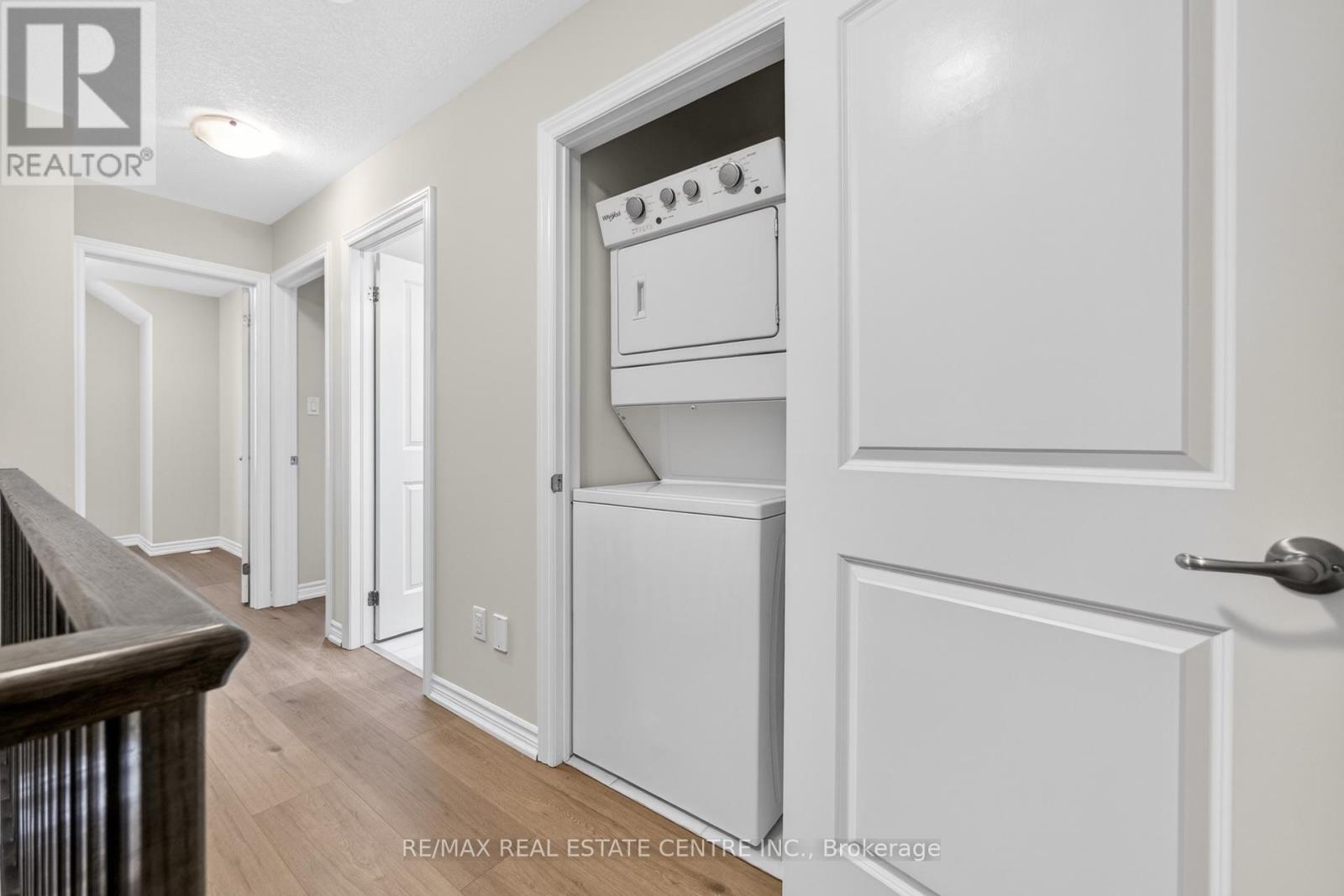 6 Borers Creek Circle S, Hamilton (Waterdown), Ontario  L8B 0S1 - Photo 30 - X12662404