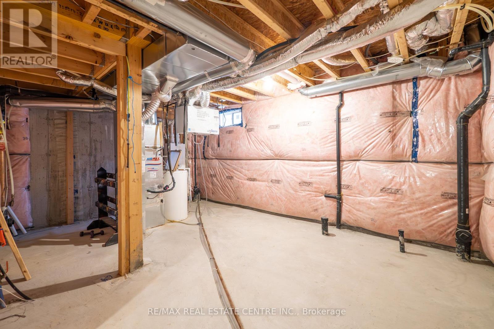 6 Borers Creek Circle S, Hamilton (Waterdown), Ontario  L8B 0S1 - Photo 37 - X12662404